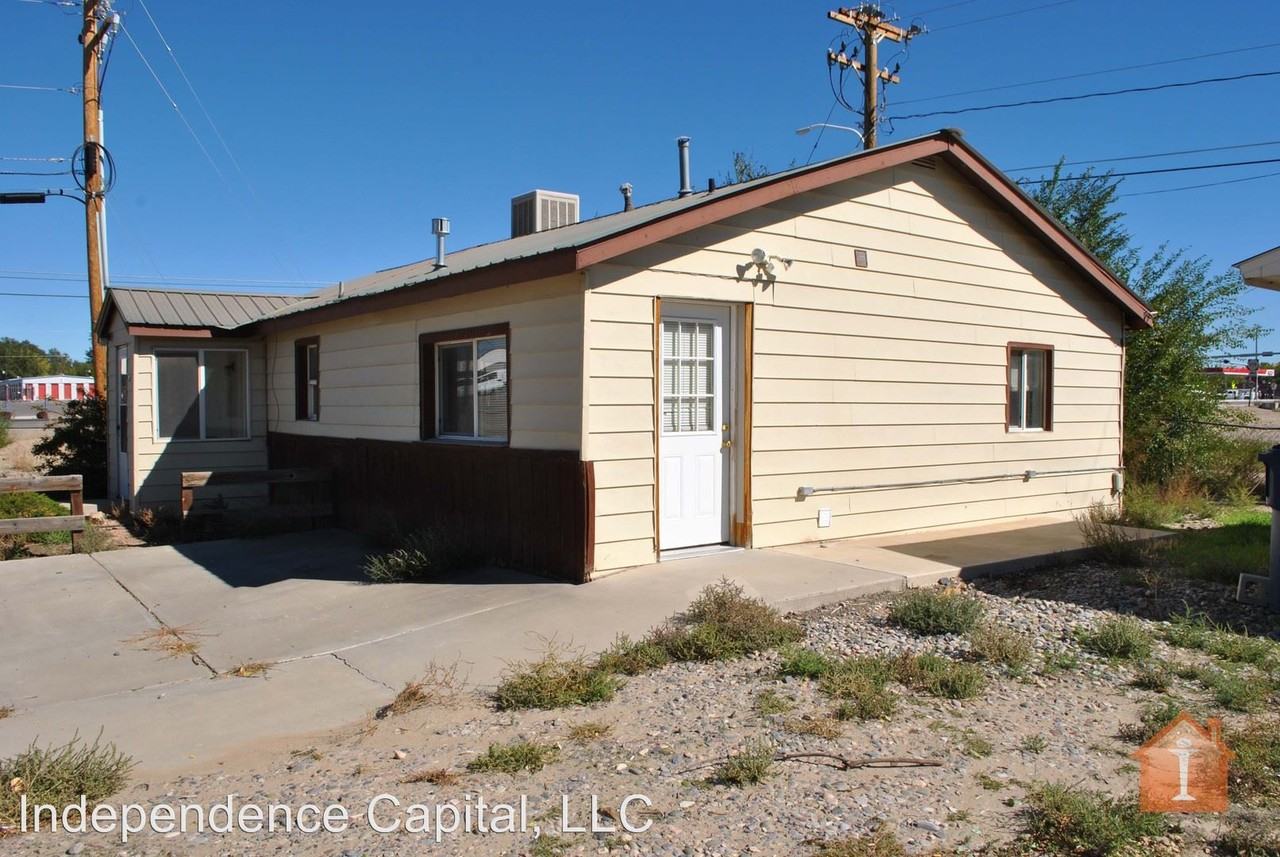 100 Simonds Rd - Photo 3 of 16