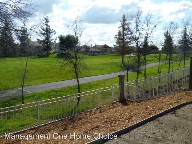 7504 Callaway Dr - Photo 3 of 19