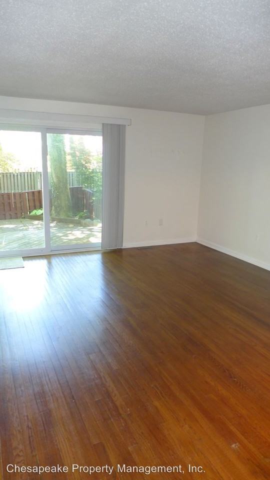 9240 Countess Dr - Photo 3 of 21