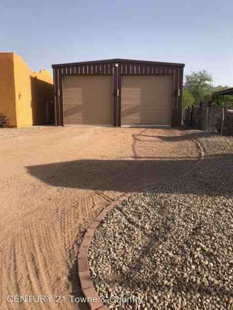 18021 E Mews Rd - Photo 3 of 33