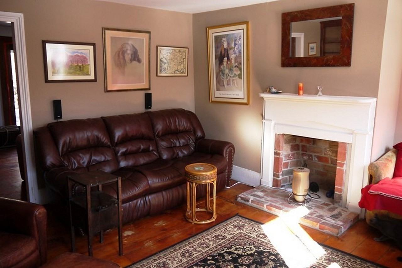 2224 Quaker Ridge Rd - Photo 2 of 22