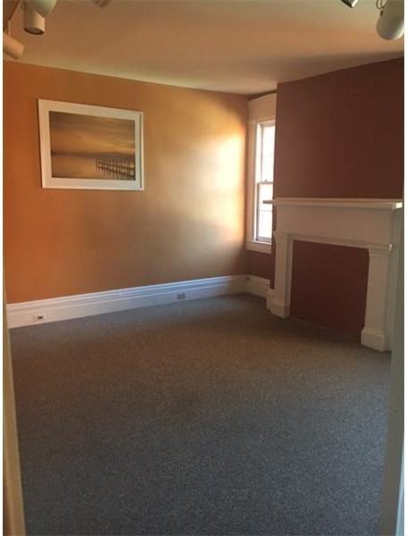 940 Western Ave - Photo 3 of 14