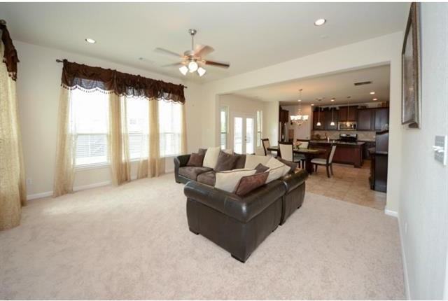 5205 Basswood Dr - Photo 3 of 7