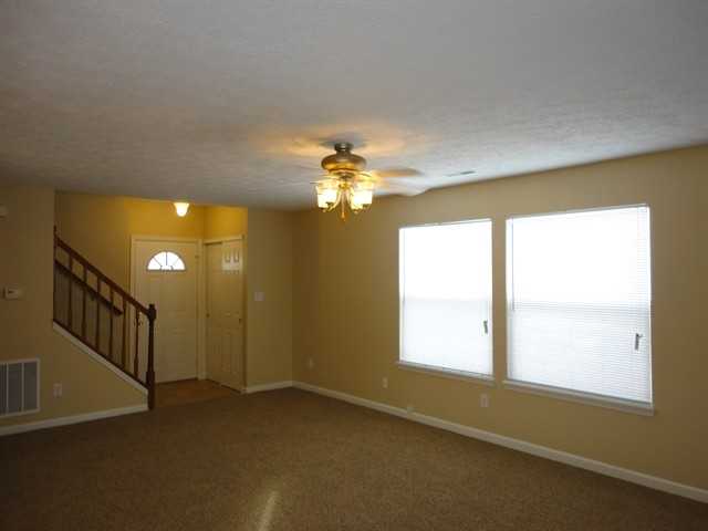 11655 Congressional Ln - Photo 2 of 12