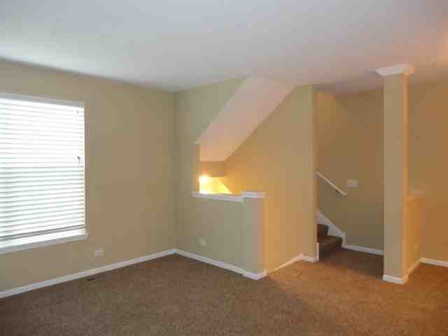 917 Summit Creek Dr - Photo 2 of 11