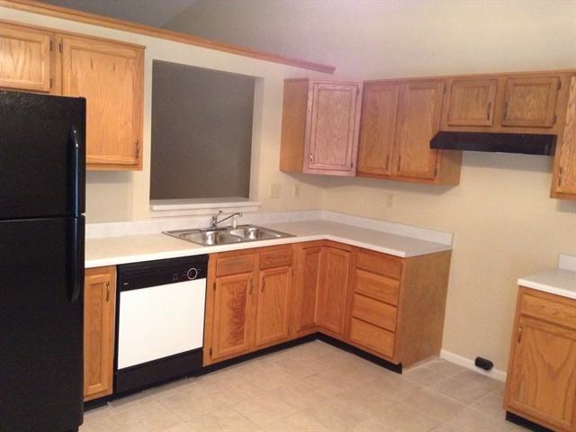113 E Carolina St - Photo 3 of 17