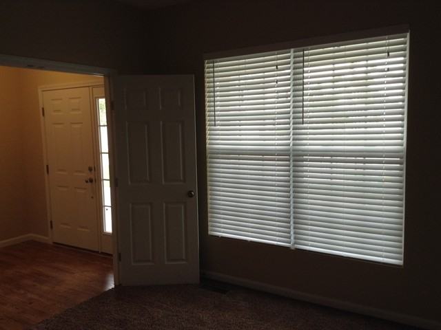 9406 Lago Mar Ct - Photo 2 of 12