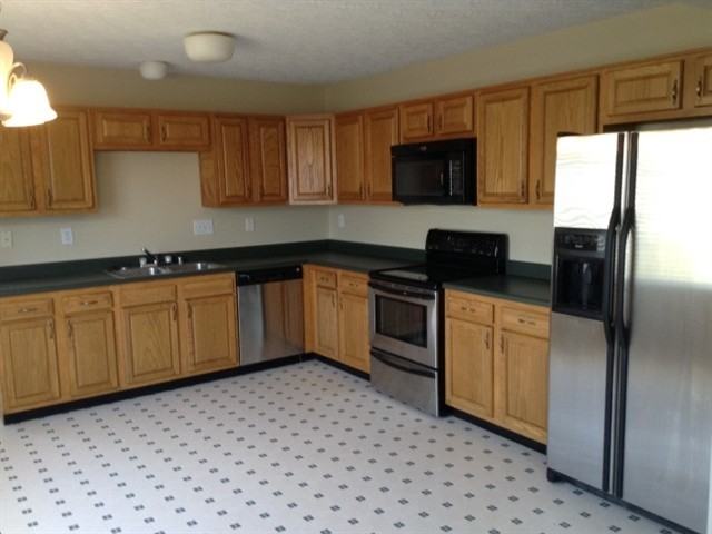 10477 Blacksmith Pl - Photo 3 of 12