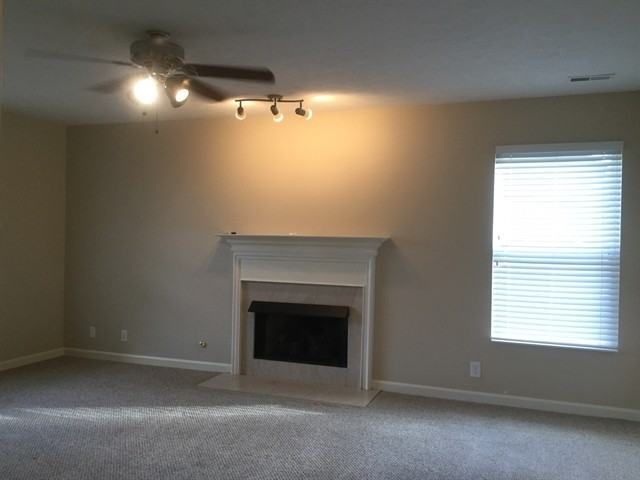 4417 Frost St - Photo 2 of 14