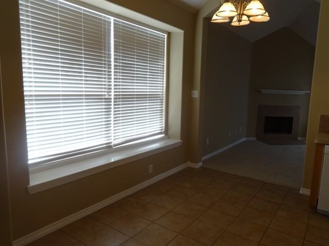 30622 N Sulphur Creek Dr - Photo 3 of 13