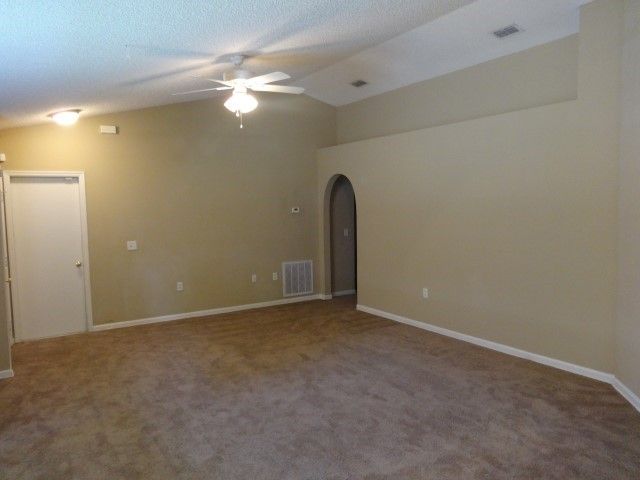 7287 Lawn Tennis Ln - Photo 3 of 13