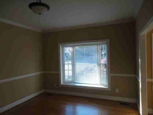 910 Haddington Ct S - Photo 3 of 12
