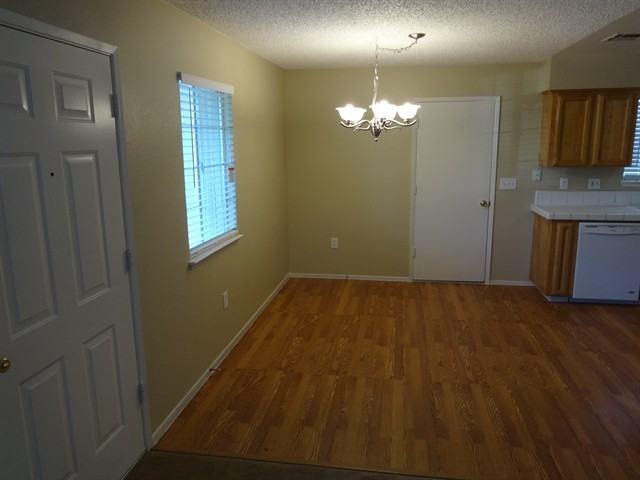 555 Wiedmann Ave - Photo 3 of 10