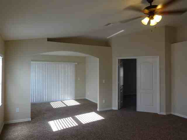 1268 Macon Dr - Photo 3 of 18