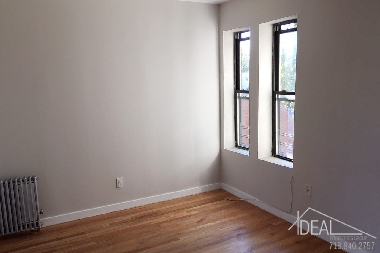 Newkirk Ave & E 16th St