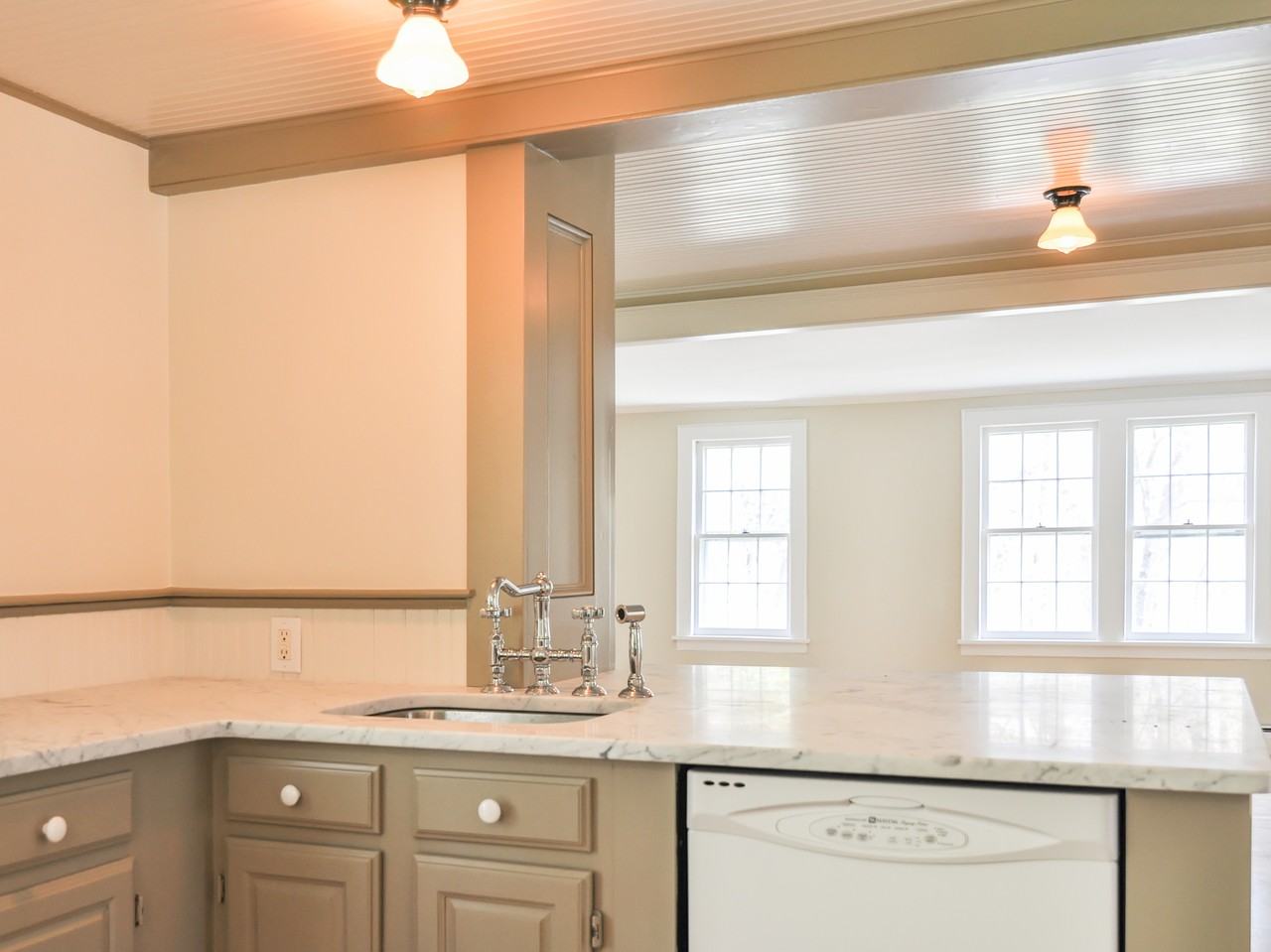 44 Wykeham Rd - Photo 3 of 11