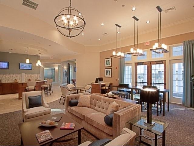 Concord Mews - Photo 3 of 15