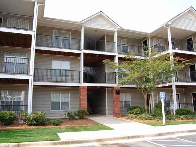 WALDEN POINTE - Photo 3 of 32