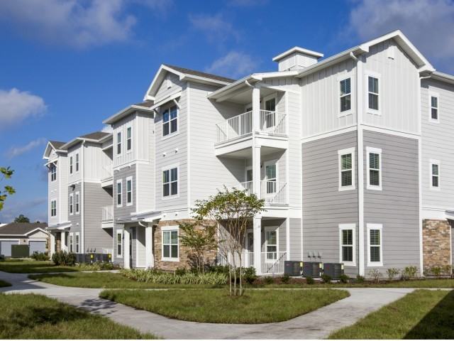 Sonoma Pointe - Photo 2 of 22