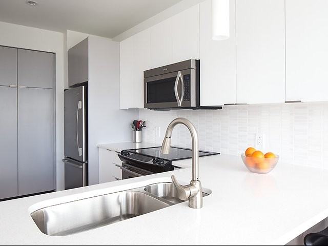 Radian - Photo 3 of 23