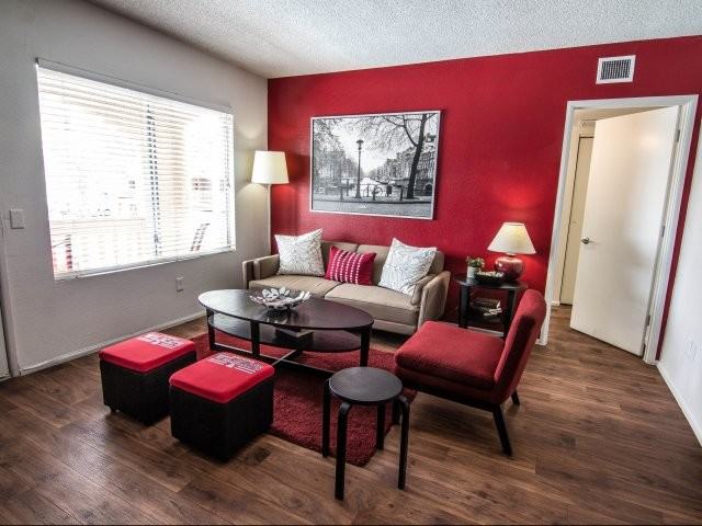 College Town Tucson – Mountain - Photo 2 of 14