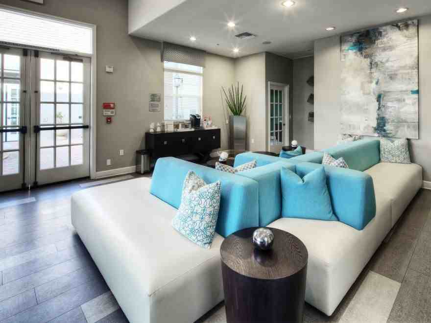 Parc Chateaux - Photo 2 of 23