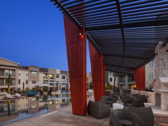 The Allure - Photo 3 of 50