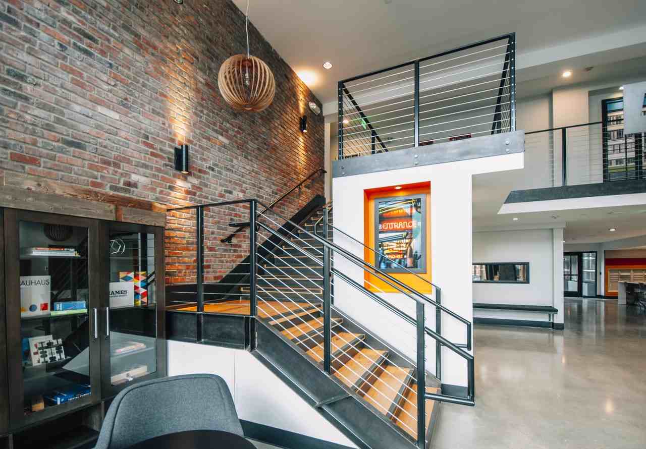 Smith and Burns - Photo 3 of 8