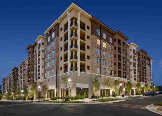 Windsor at Brookhaven - Photo 2 of 34