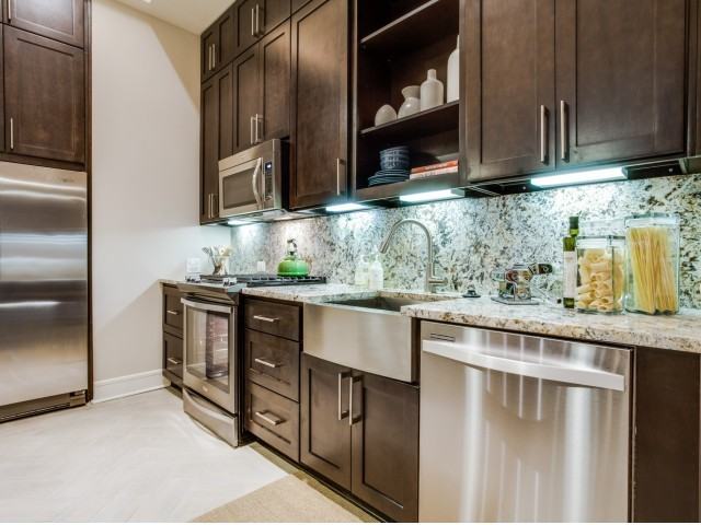 The Jordan - Photo 3 of 50