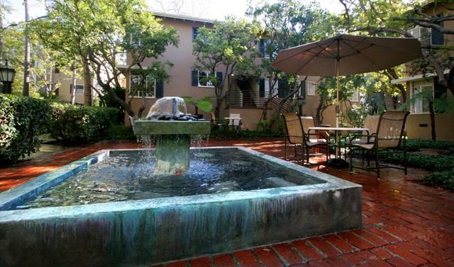 Sunset Barrington Gardens - Photo 2 of 17