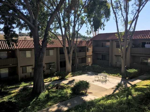 Elan Pointe Vista - Photo 3 of 5