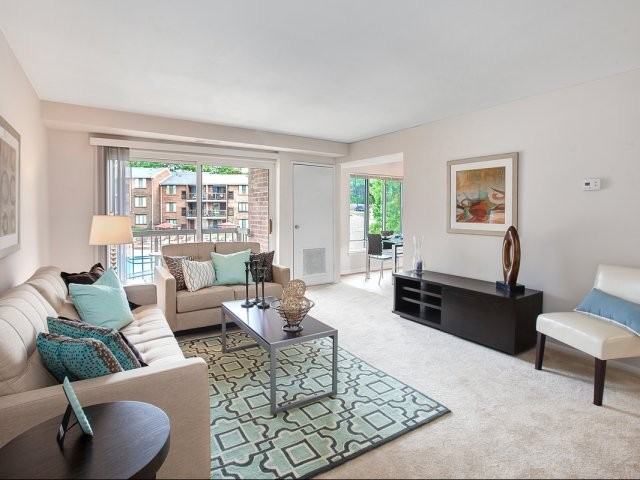 Park Waverly - Photo 3 of 11