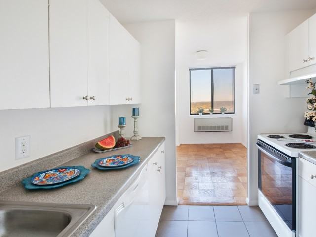 The Harrison - Photo 3 of 20