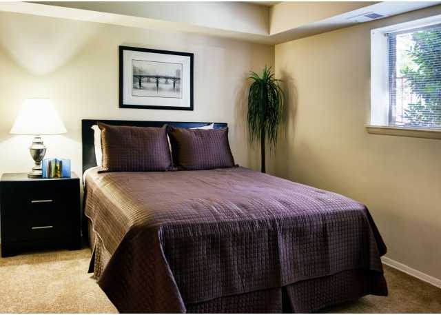 Towson Woods - Photo 3 of 15