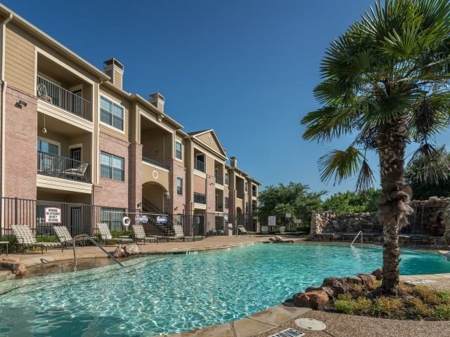 Mission Eagle Pointe - Photo 3 of 21