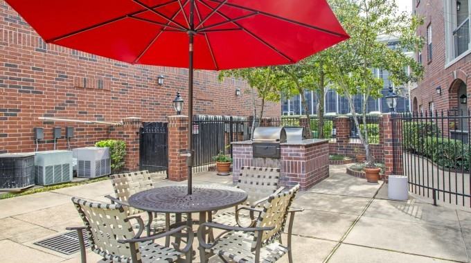 The Inverness - Photo 3 of 44