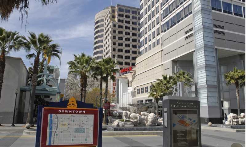 EVIVA Midtown - Photo 3 of 8