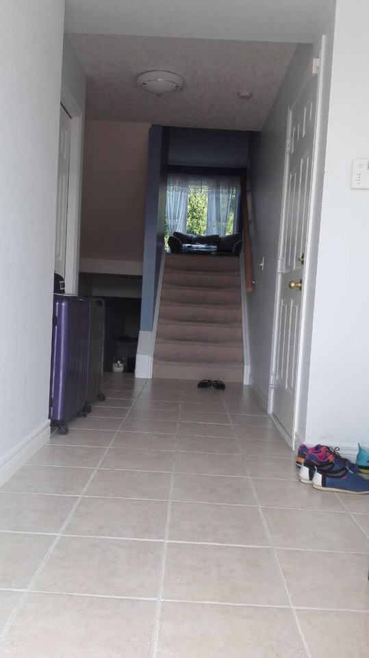 1164 Savannah Dr - Photo 3 of 8