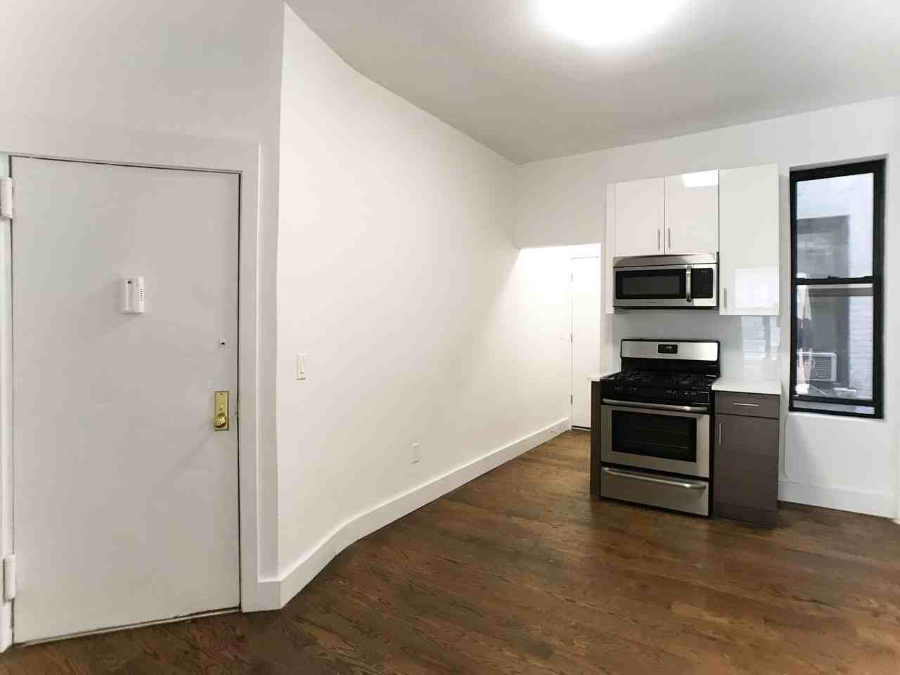 Amsterdam Ave & W 156th St #2C