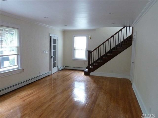 35 Nassau Rd #1 - Photo 3 of 13