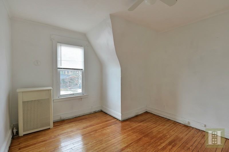 65 Osborne St #65 - Photo 2 of 10