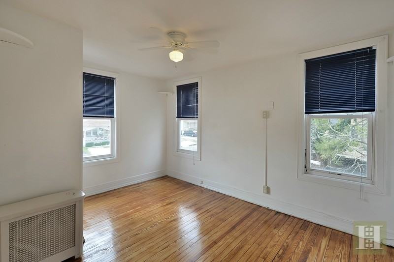 65 Osborne St #65 - Photo 3 of 10