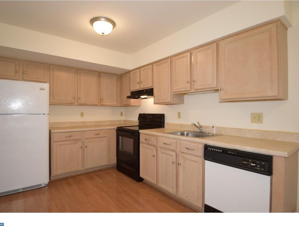 201 Prince William Way - Photo 3 of 20