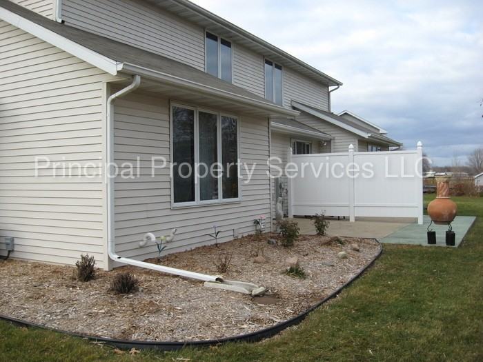 1008 Coggins Ct - Photo 2 of 46