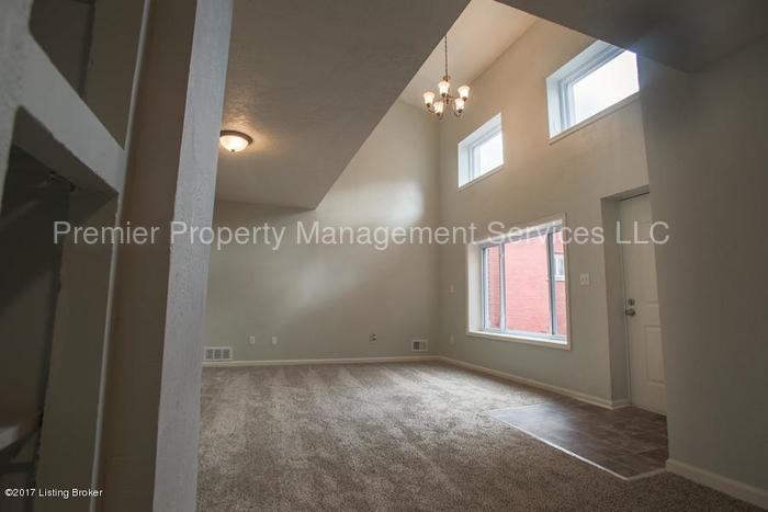 705 E Kentucky St - Photo 3 of 10