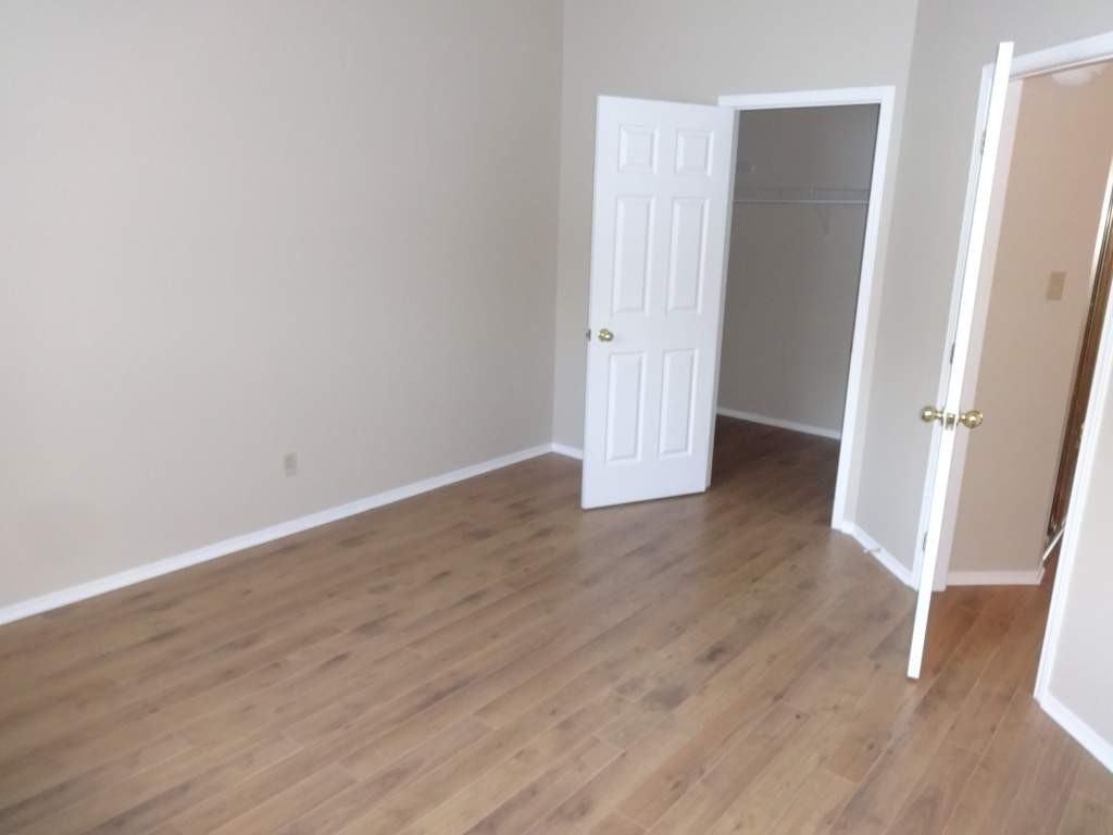 Joamie Ridge Townhomes - Photo 2 of 4