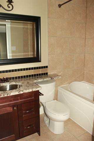 10315 115 Street - Photo 3 of 6
