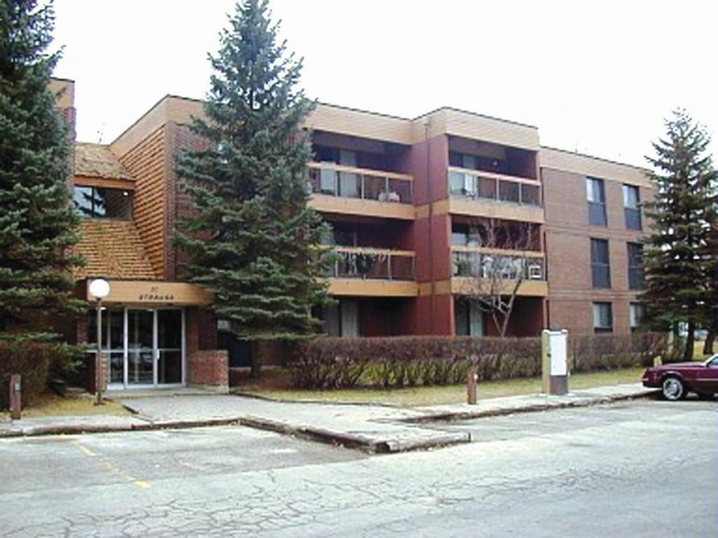 Moray Village Phase II 24 Strauss Dr, Winnipeg, MB R3J 3V1