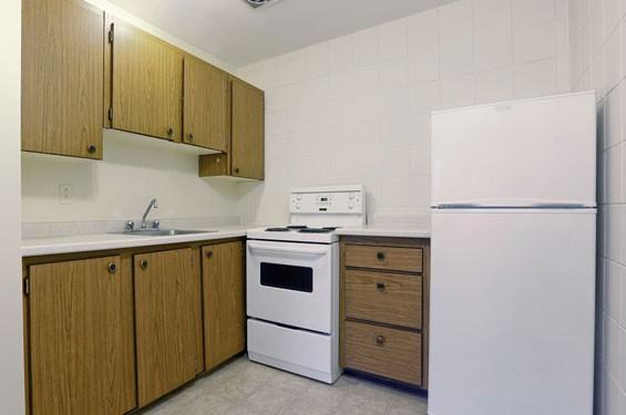 136 Cambridge Place - Photo 2 of 4